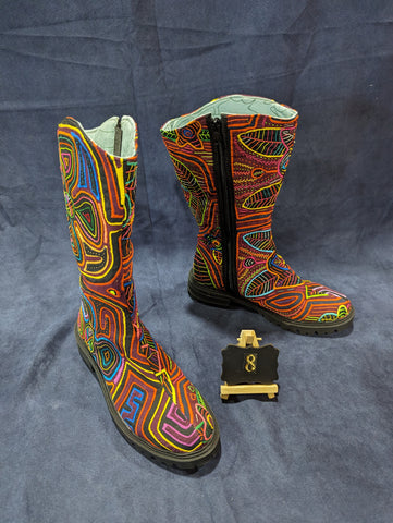 Infinity Zipper Mola Boot size 8 - Abundantia