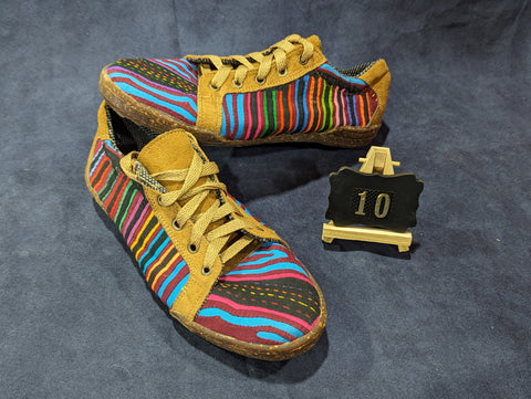 Chill Lace up Mola Shoes - Size 10 - Mosy