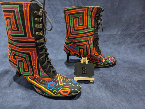Paris Lace-up Mola Boots Size 6 - Naryn