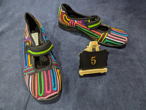 Mary Jane Mola Shoes - Size 5 - Kendra