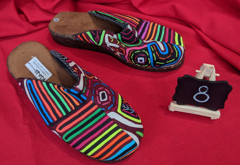 Clog Mule Mola Shoes - Size 8 - Parashurama