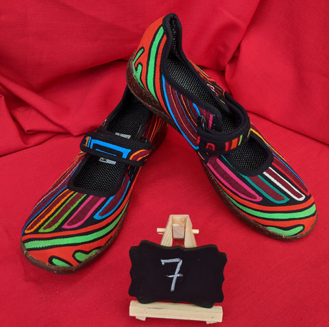 Mary Jane Mola Shoes  - Size 7 - Kourette