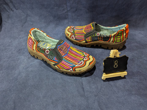 Moccasin Mola Shoes - Size 8 - Beroe