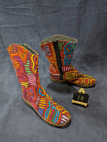 Infinity Zipper Mola Boot size 10 - Wild and Free