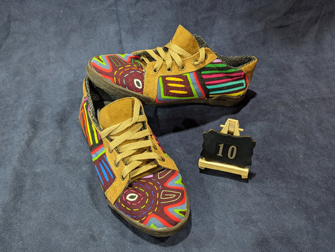 Chill Lace up Mola Shoes - Size 10 - Moly