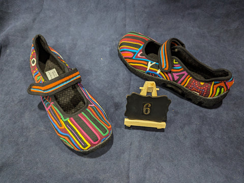 Mary Jane Mola Shoes  - Size 6 - Hangie