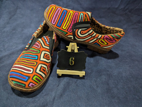 Moccasin Mola Shoes  - Size 6 - Sachael