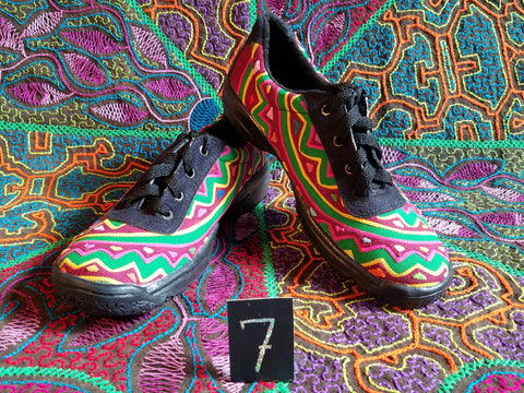 Boho Lace up Mola Shoes - Size 7 - Maracas