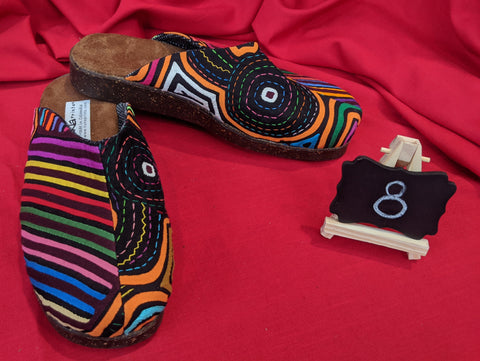 Clog Mule Mola Shoes  - Size 8 - Prajapati