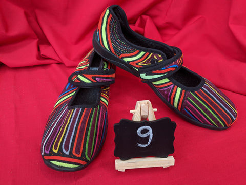 Mary Jane Mola Shoes - Size 9 - Dariyah
