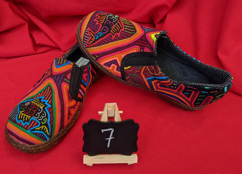 Moccasin Mola Shoes  - Size 7 - Idaian